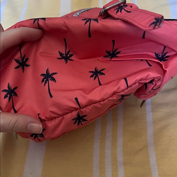 Ju-Ju-Be Coral Palm Men's Backpack - Picture 7 of 8